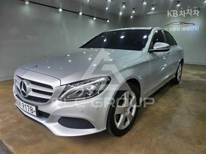 2017 Mercedes Benz C-Class