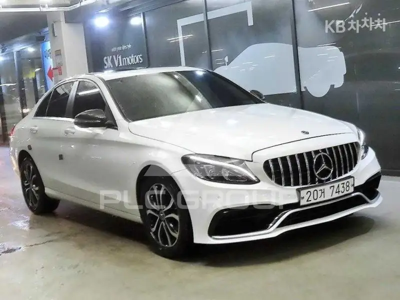 2017 Mercedes Benz C-Class