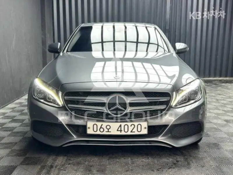2017 Mercedes Benz C-Class