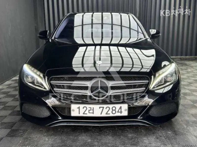 2017 Mercedes Benz C-Class