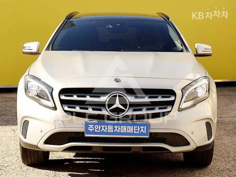2017 Mercedes Benz GLA-Class