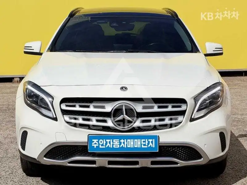 2017 Mercedes Benz GLA-Class