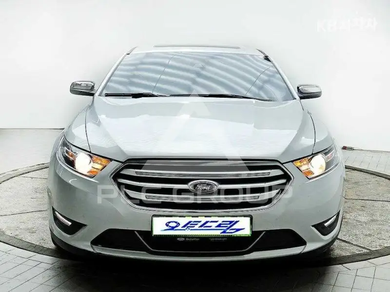 2017 Ford Taurus