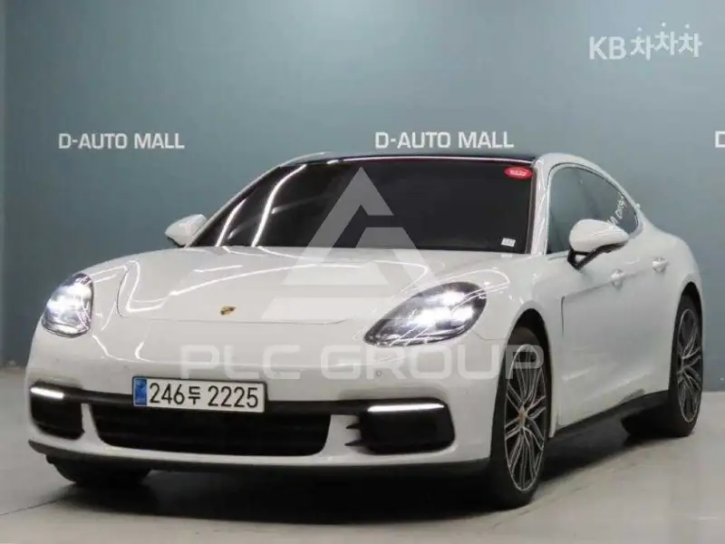 2017 Porsche Panamera