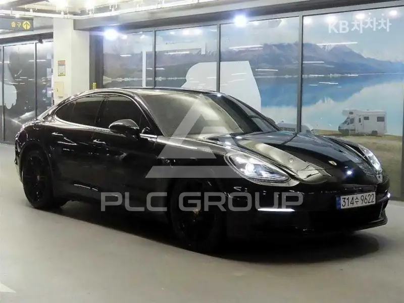 2017 Porsche Panamera