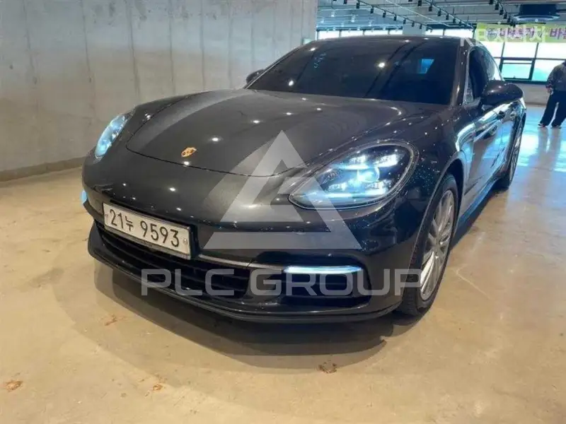 2017 Porsche Panamera