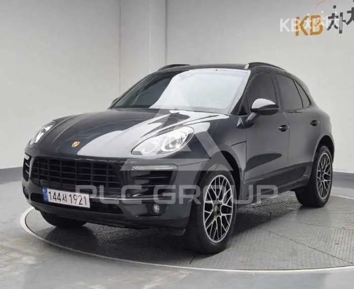 2017 Porsche Macan