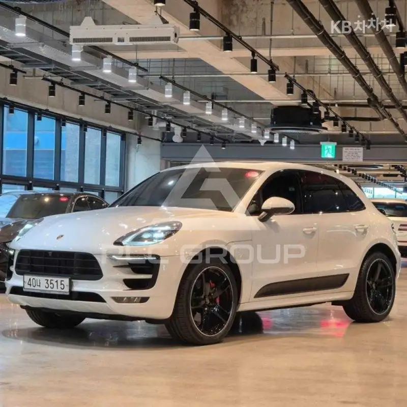 2017 Porsche Macan