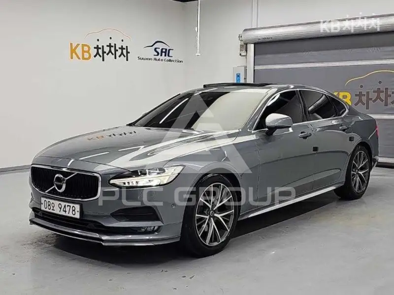 2017 Volvo S90