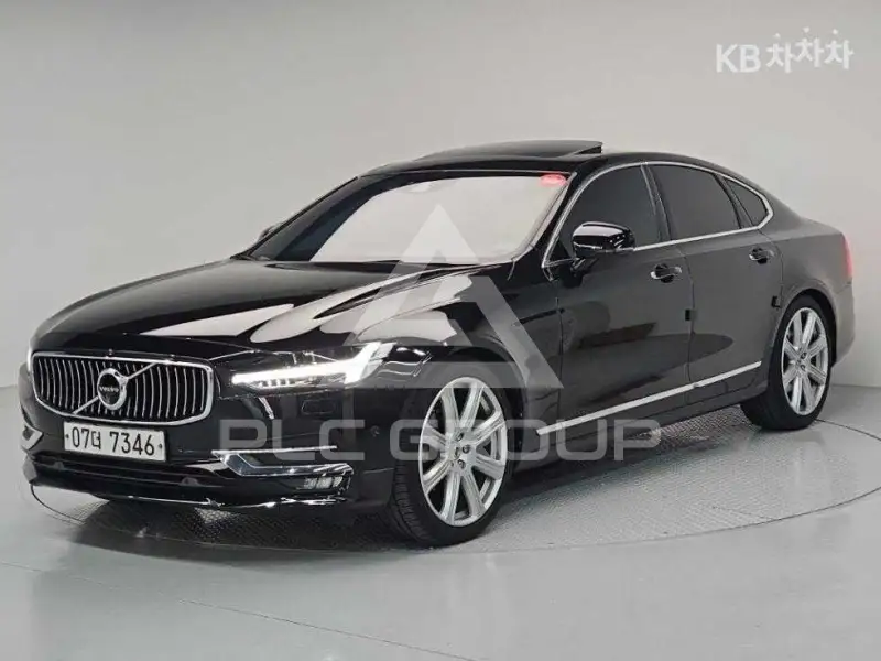 2017 Volvo S90