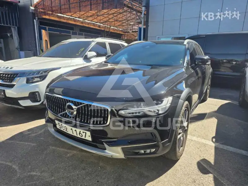 2017 Volvo V90