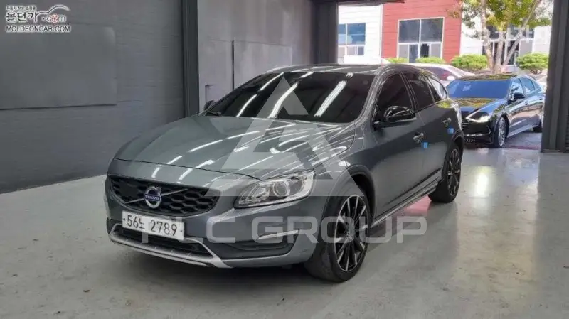 2017 Volvo V60