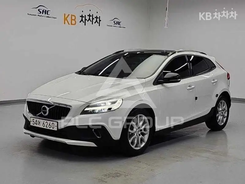 2017 Volvo V40