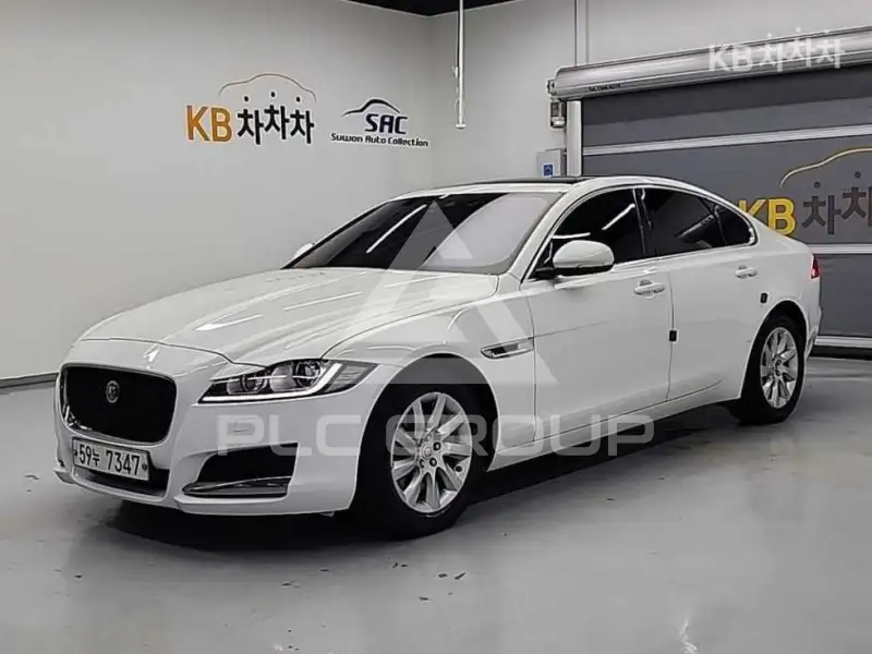 2017 Jaguar XF