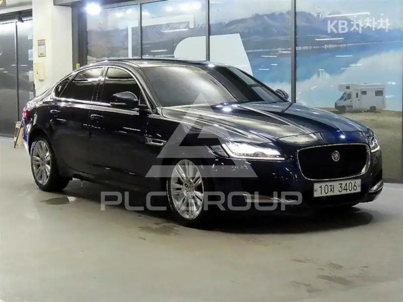 2017 Jaguar XF