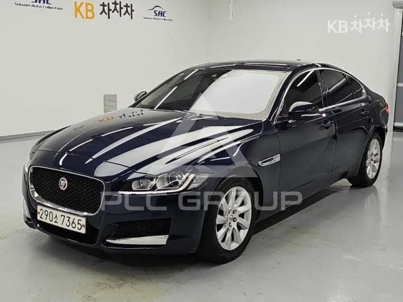 2017 Jaguar XF