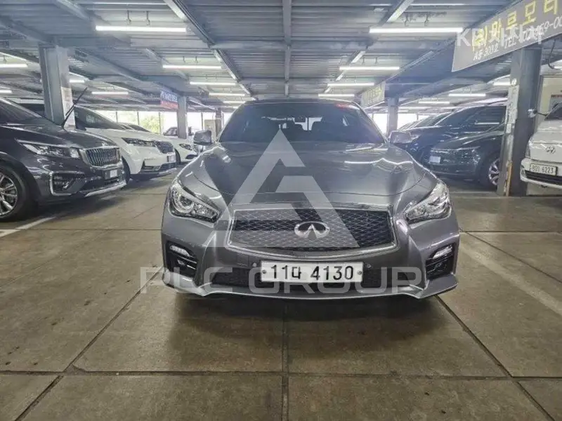 2017 Infinity Q
