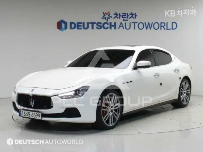 2017 Maserati GHIBLI