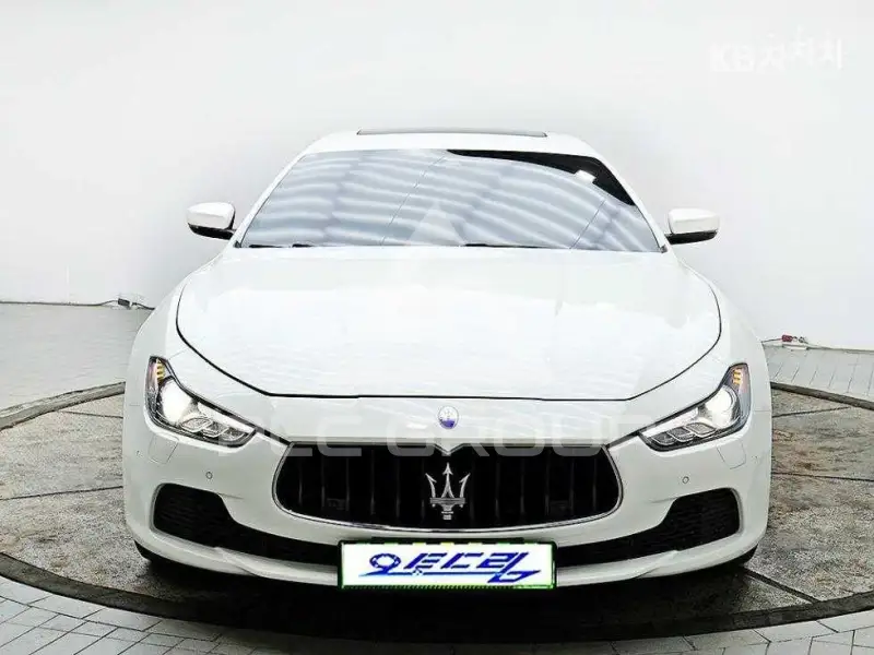 2017 Maserati GHIBLI