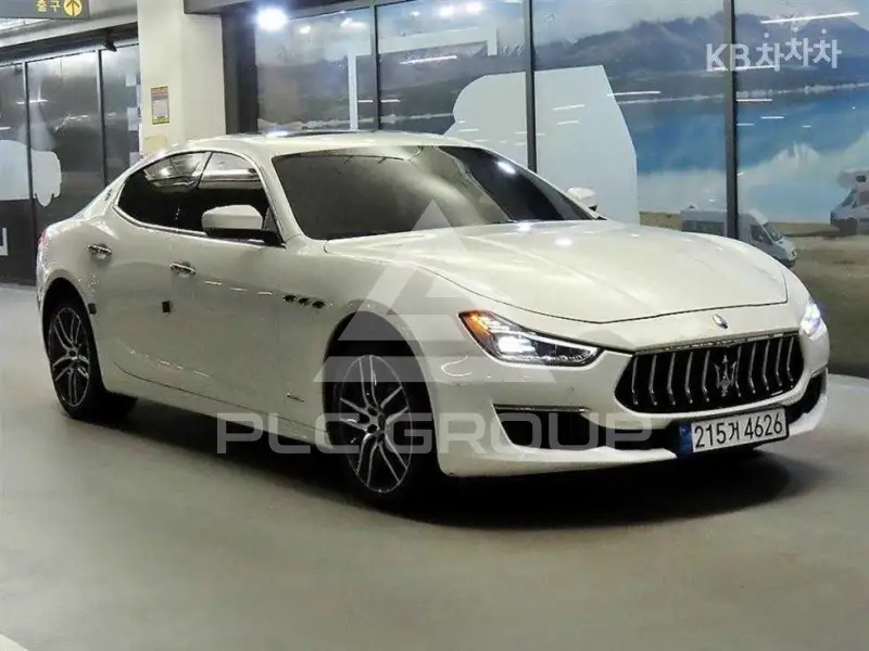 2017 Maserati GHIBLI