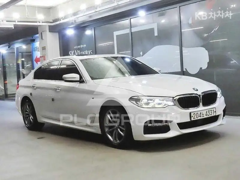 2018 BMW 5 Series