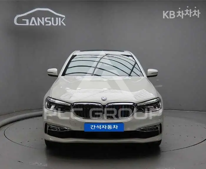 2018 BMW 5 Series
