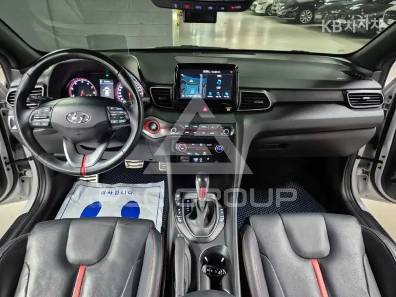 2018 Hyundai Veloster