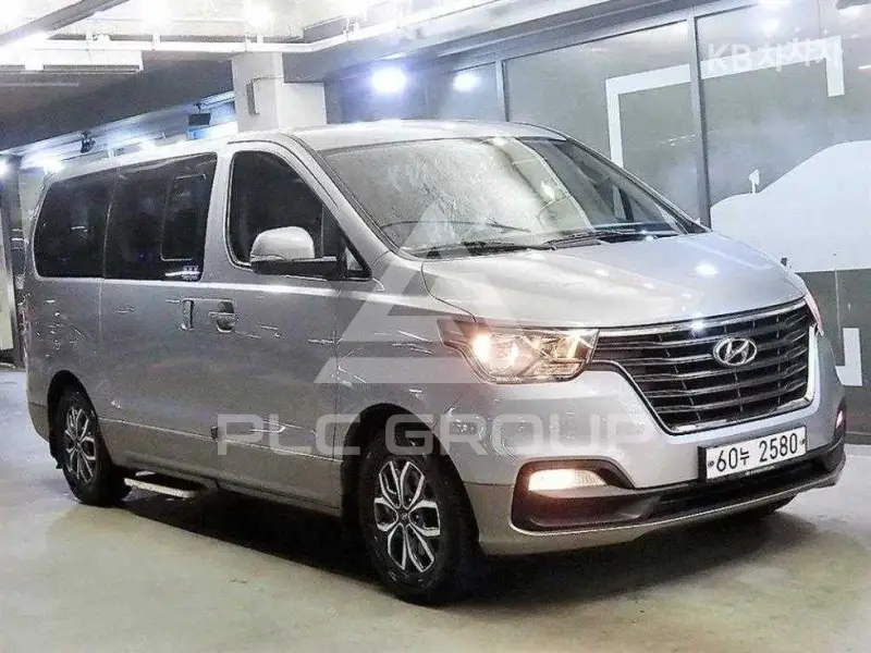 2018 Hyundai Starex