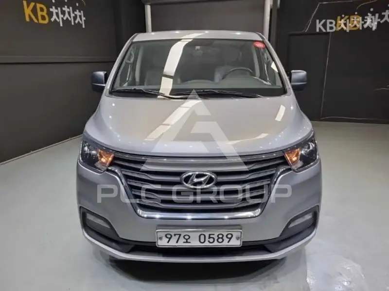 2018 Hyundai Starex