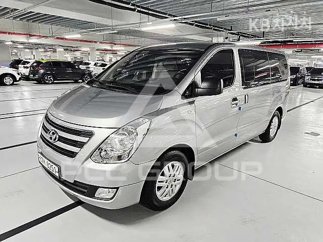 2018 Hyundai Starex