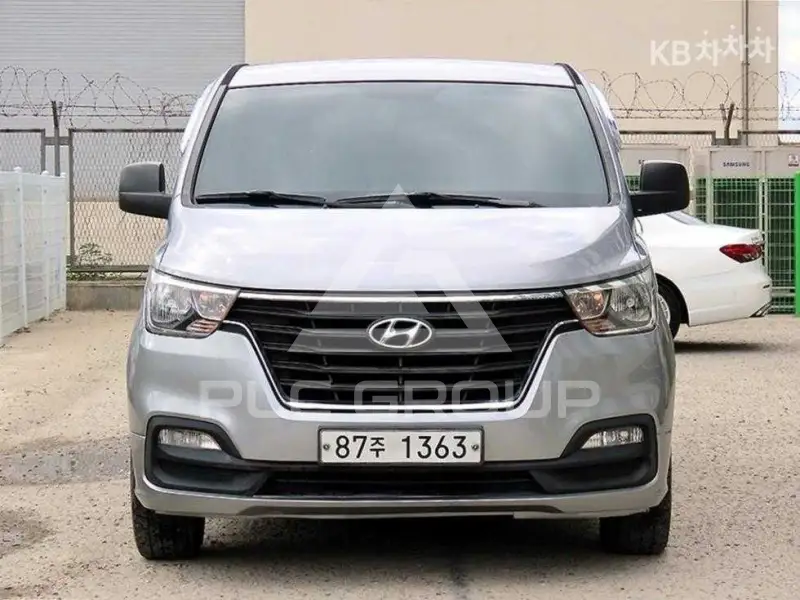 2018 Hyundai Starex