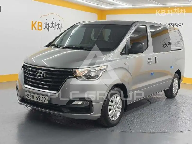 2018 Hyundai Starex
