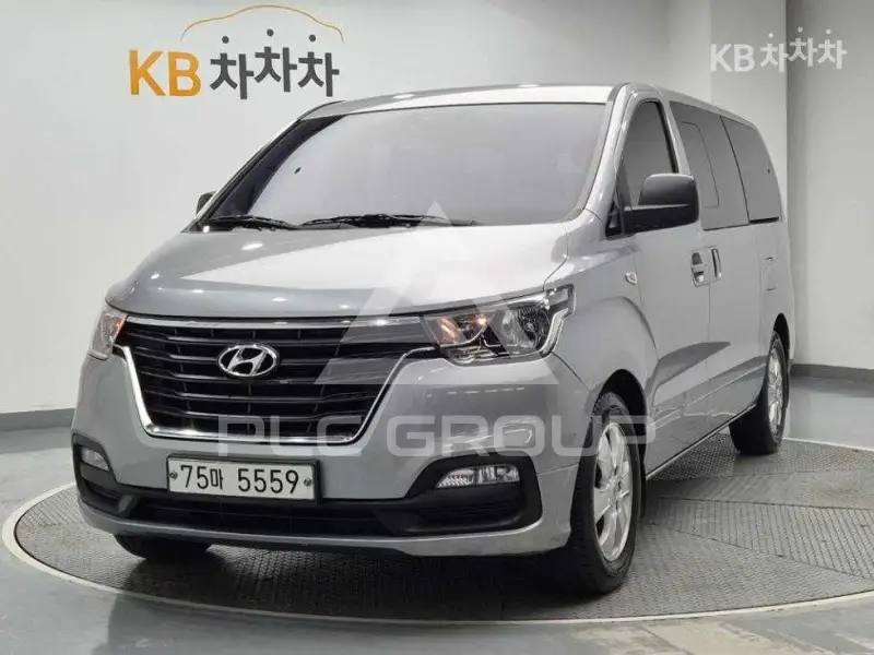 2018 Hyundai Starex