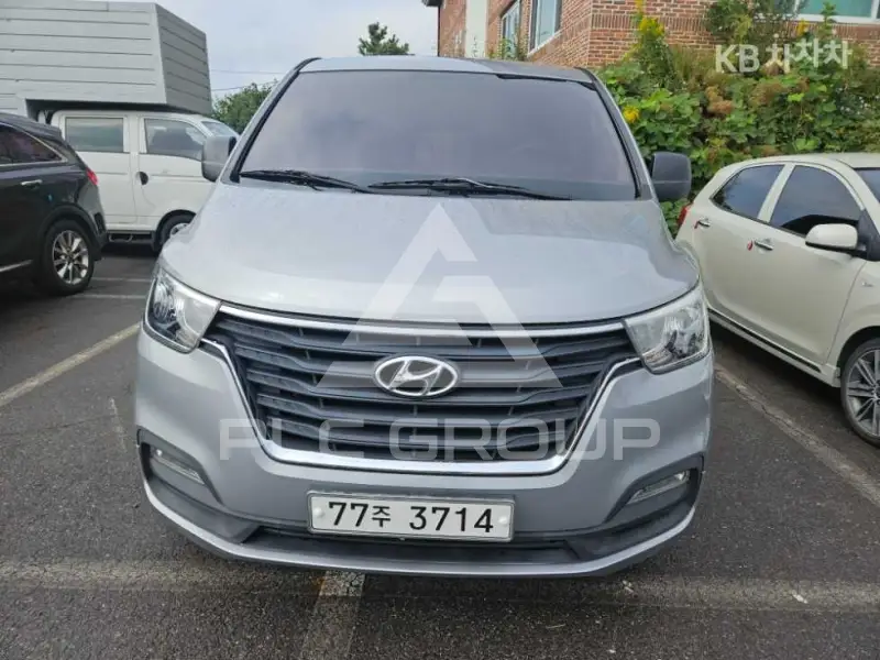 2018 Hyundai Starex
