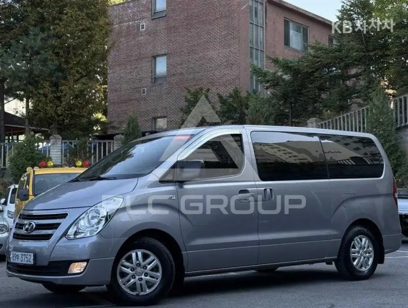 2018 Hyundai Starex