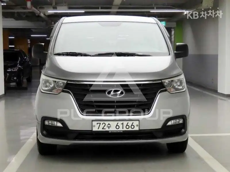 2018 Hyundai Starex