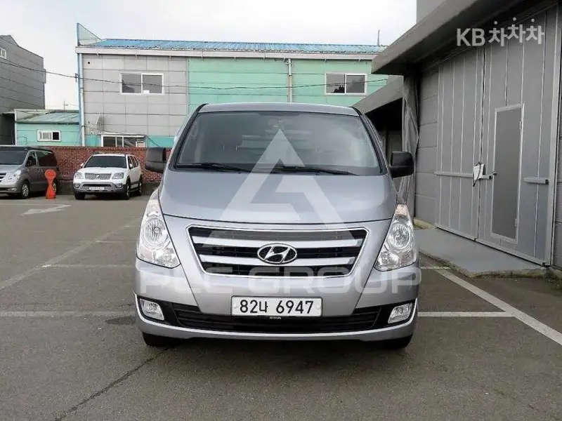 2018 Hyundai Starex