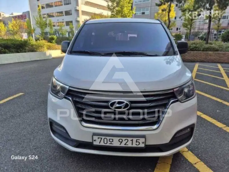 2018 Hyundai Starex