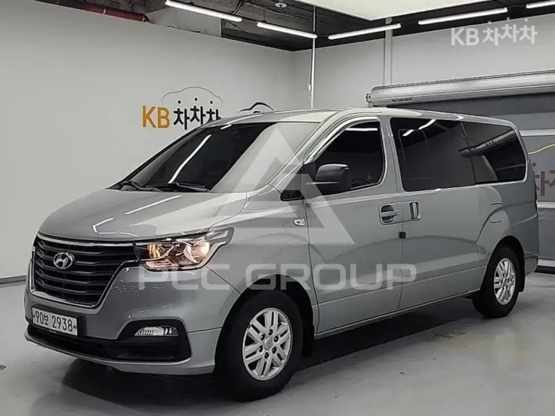 2018 Hyundai Starex