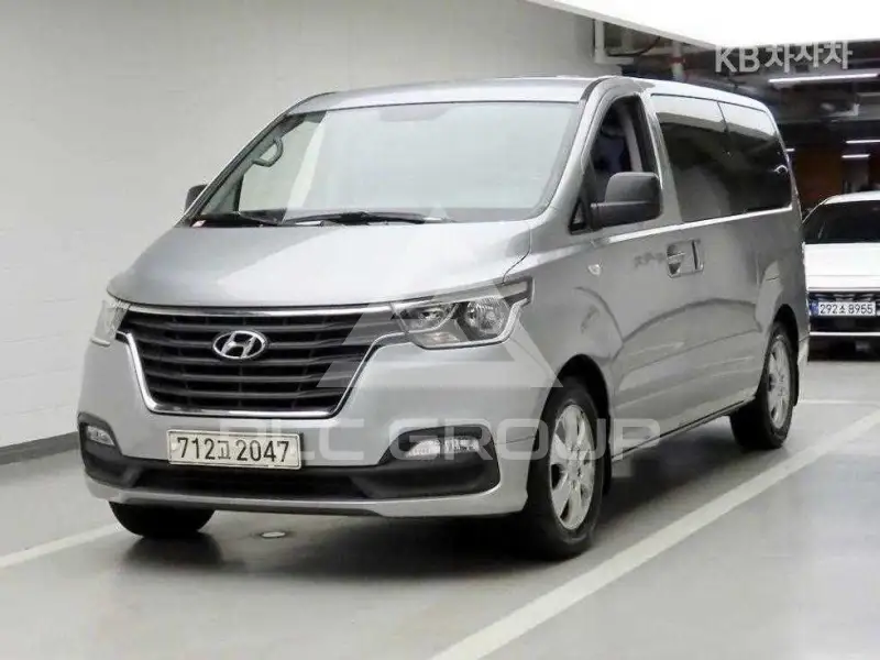 2018 Hyundai Starex