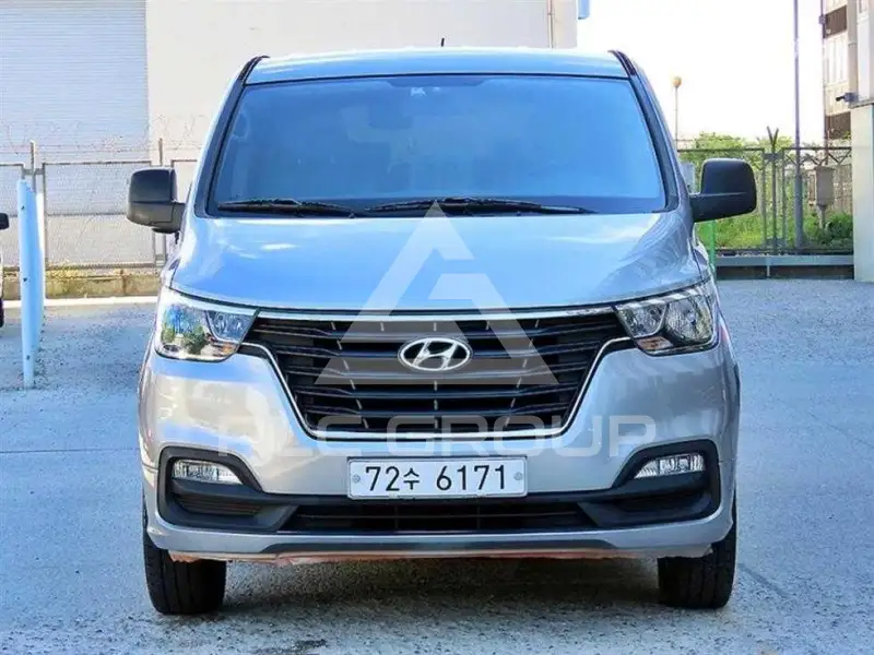 2018 Hyundai Starex