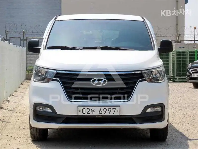 2018 Hyundai Starex