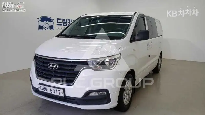 2018 Hyundai Starex