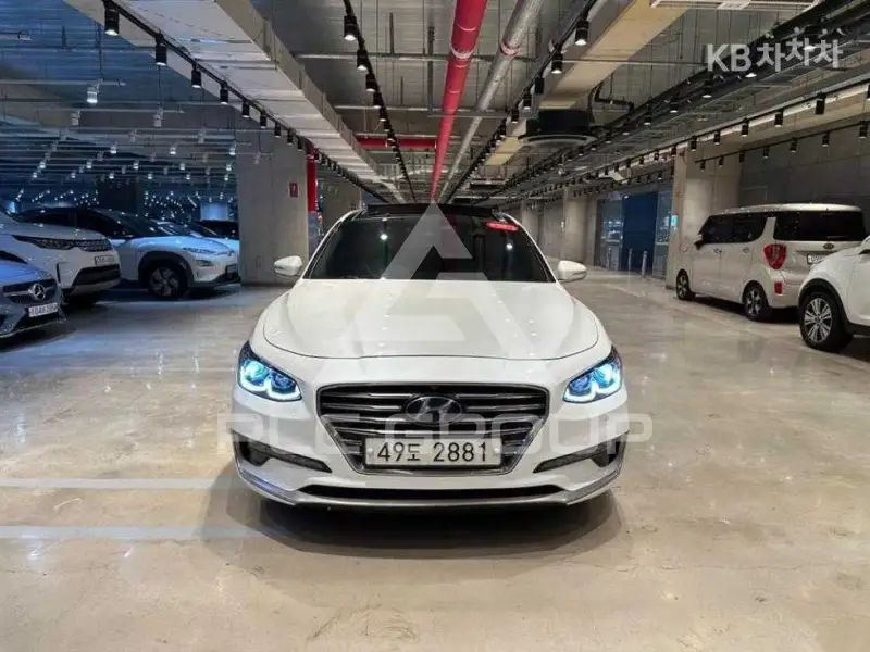 2018 Hyundai Grandeur