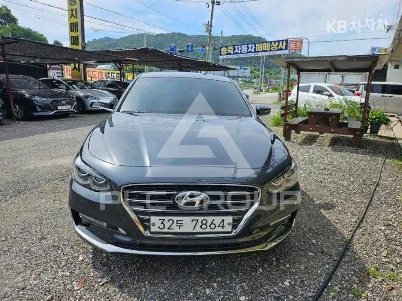 2018 Hyundai Grandeur