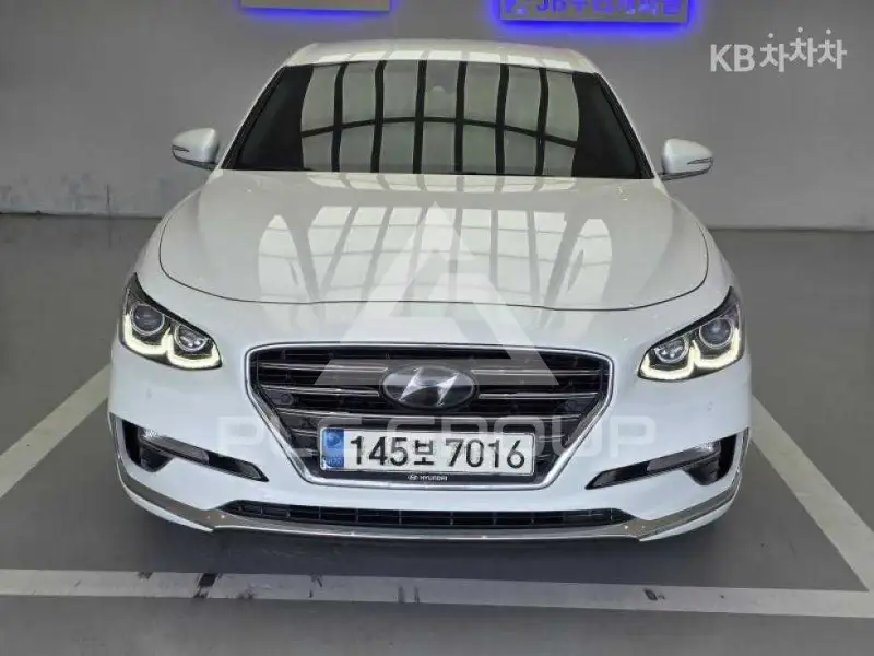 2018 Hyundai Grandeur
