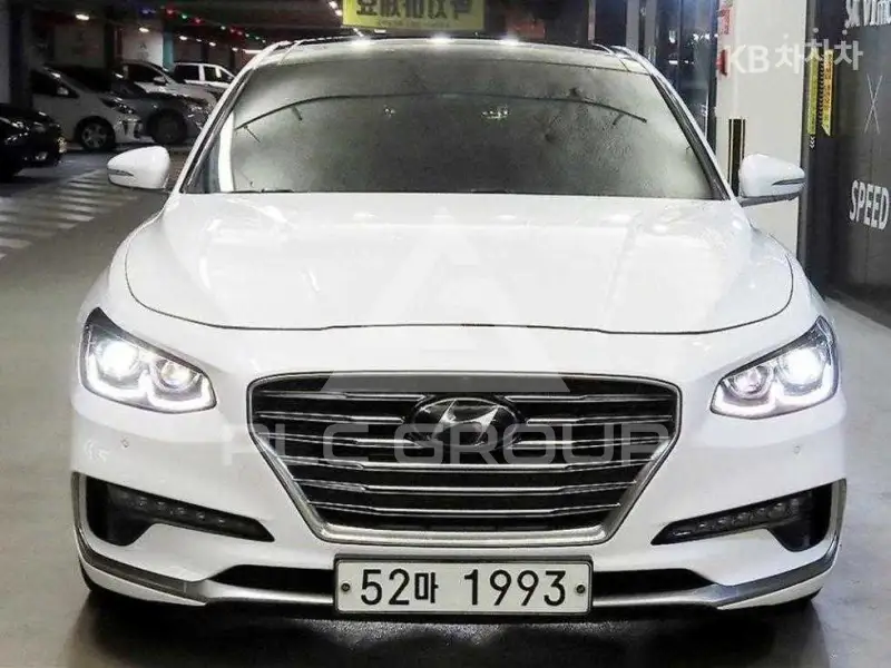 2018 Hyundai Grandeur