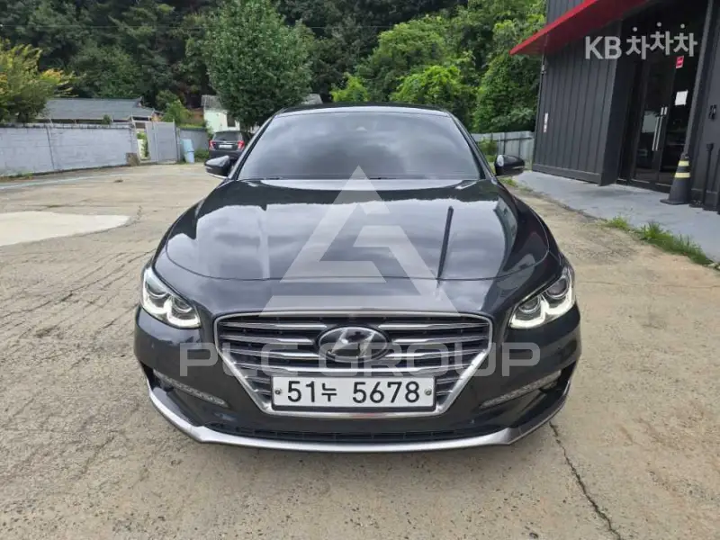 2018 Hyundai Grandeur