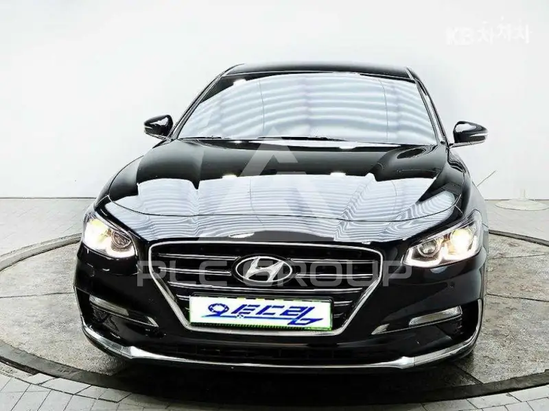 2018 Hyundai Grandeur