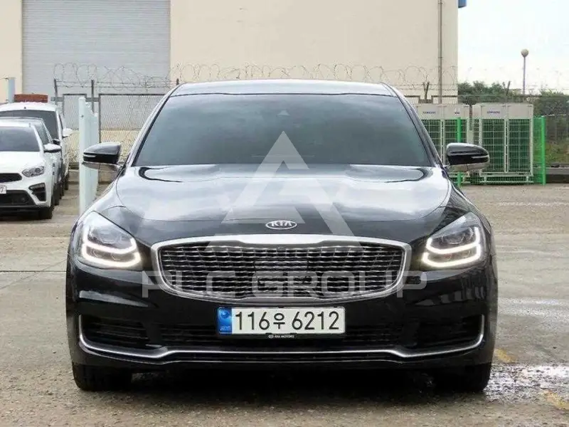 2018 KIA K9